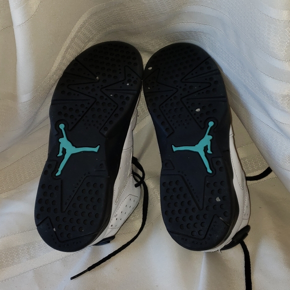 Michael Jordan kids high tops - Picture 7 of 8